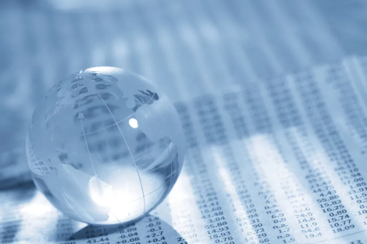 Throw Away Your Crystal Ball! Business Leaders Need Metrics that Predict Results